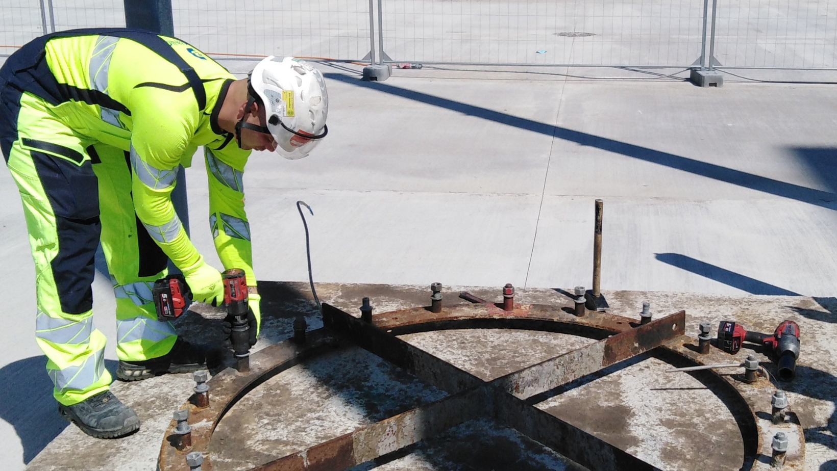 4-May-05-2025-09-52-27-3092-AM