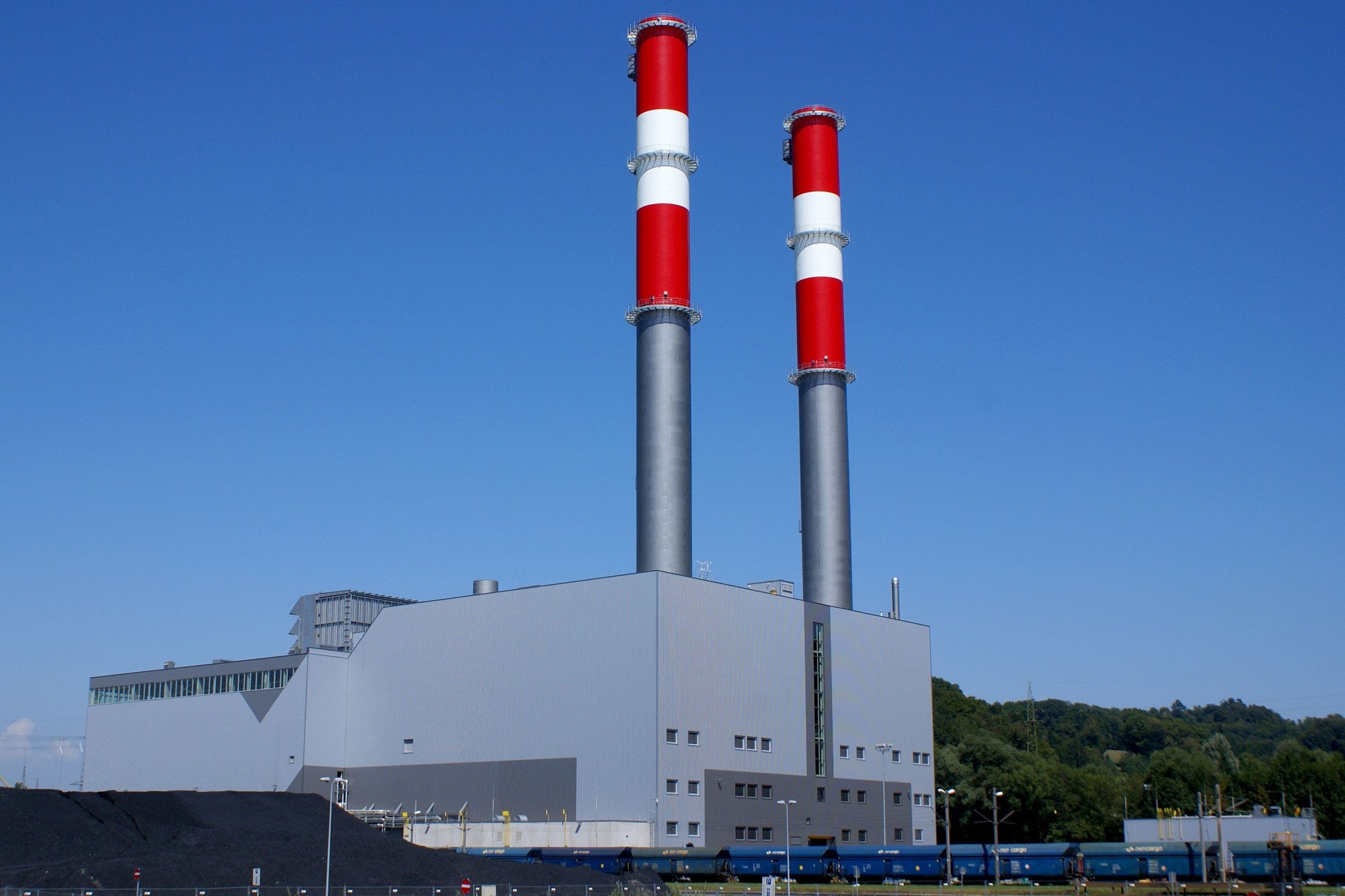 TS2.1 Gas turbine steel chimney